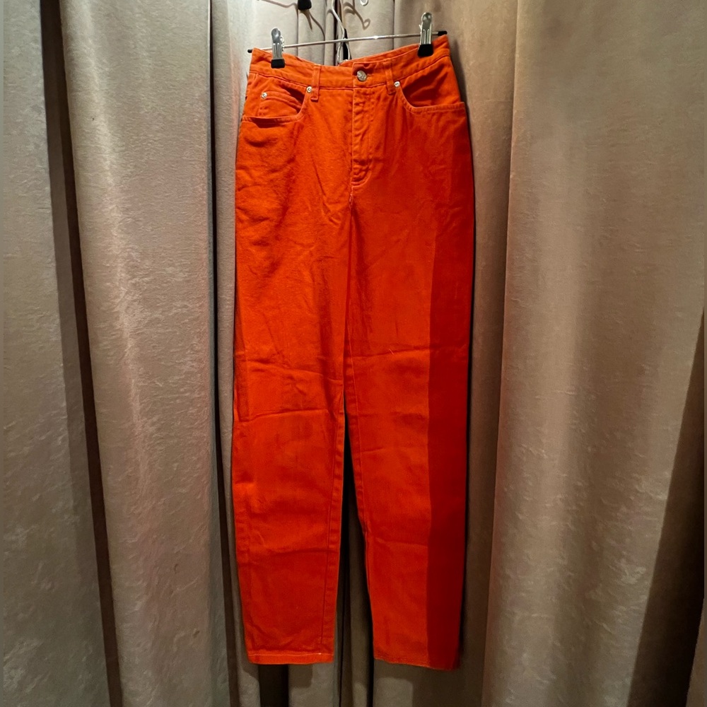 Vintage DKNY Orange Jeans Size 6 (equivalent size 0-2)